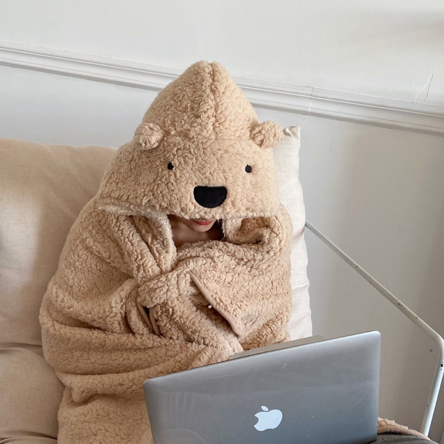 cosy teddy blanket