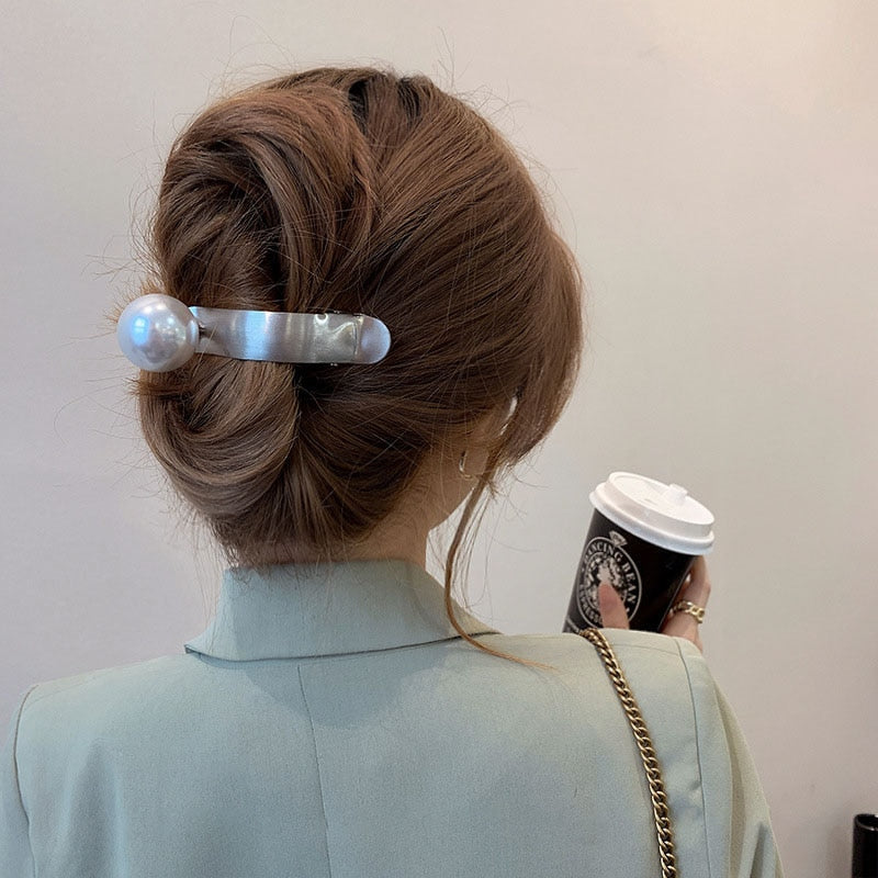 pop of pearl hair clip