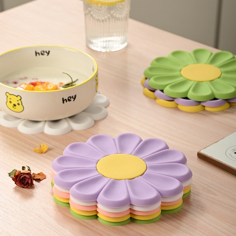 softie daisy placemats
