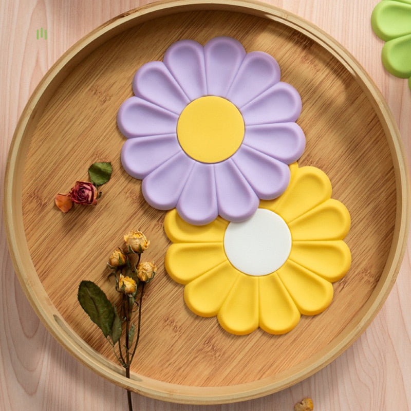 softie daisy placemats