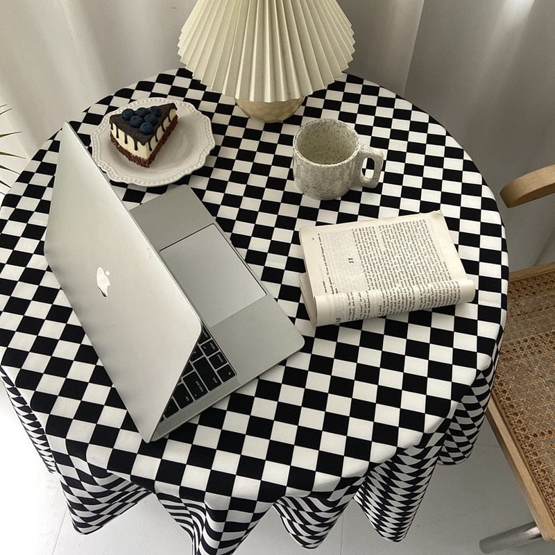 Checkered Tablecloth - DIVINE DESIGN