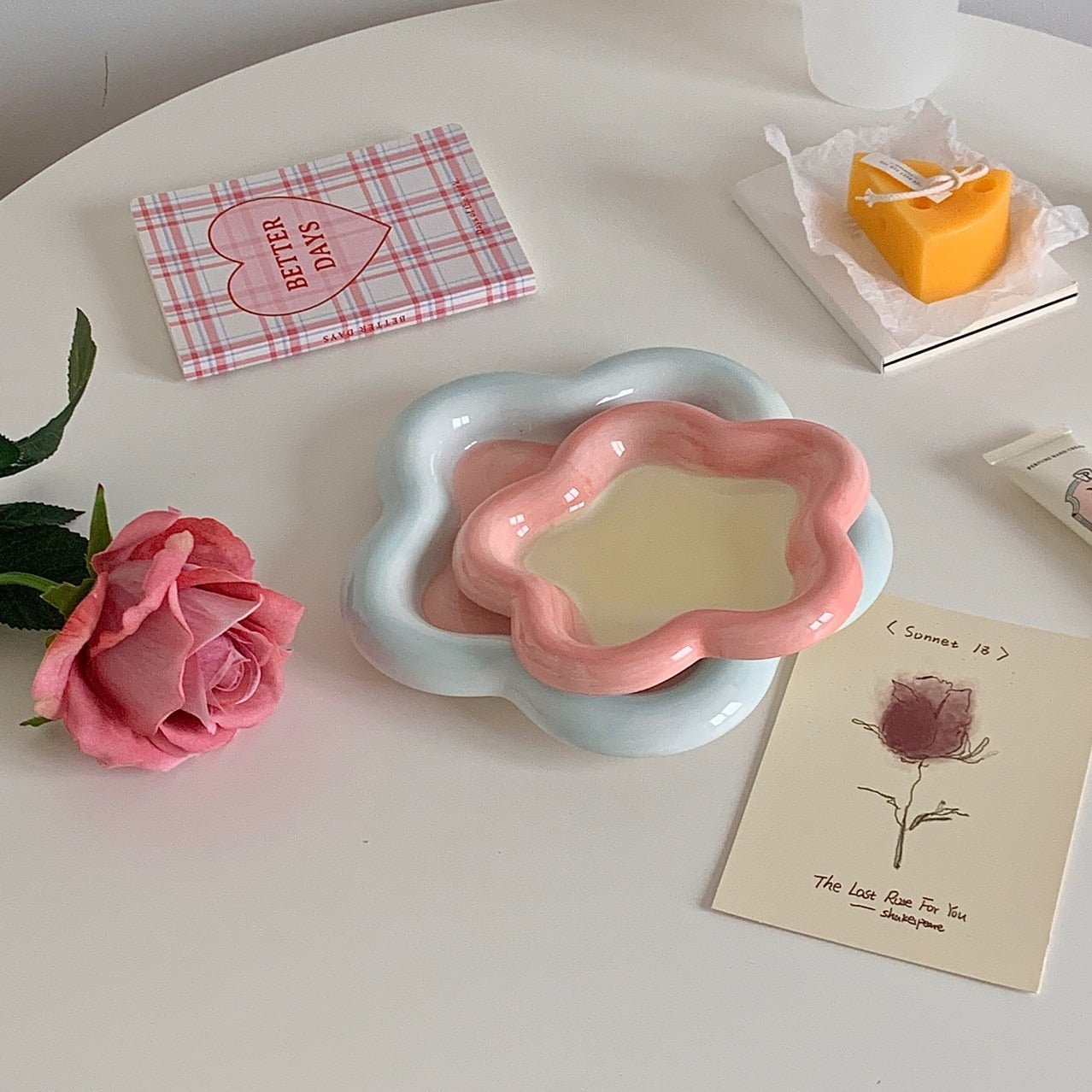 Lully Ceramic Dessert Plates - DIVINE DESIGN