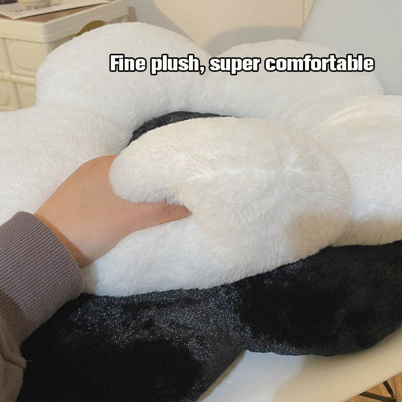 Plush Flower Shape Throw Pillows - DIVINE DESIGN
