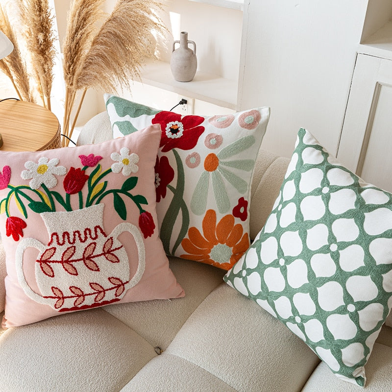 market flower cushion