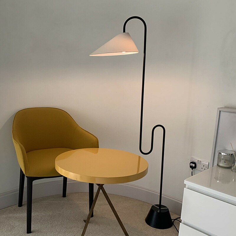 minimal wave floor lamp