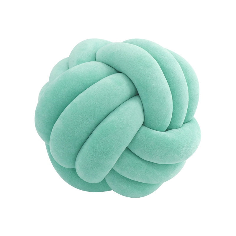 tight-knit knot cushion