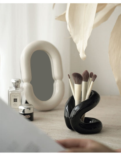 ceramic curve mirror + brush holder