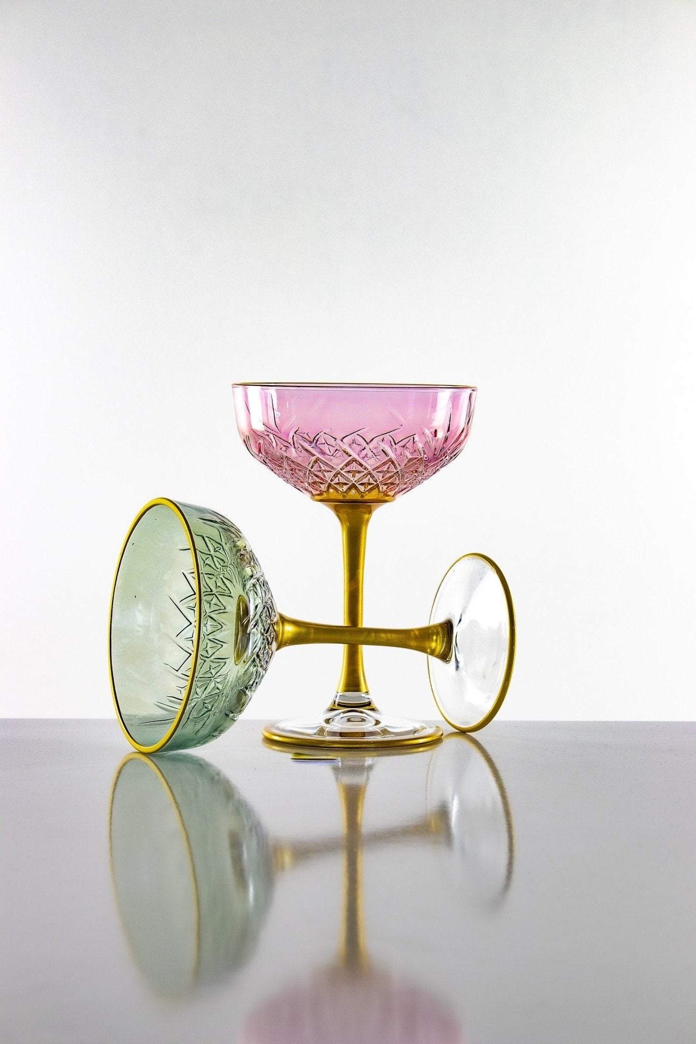 Aura Vintage Colored Champagne Coupe - DIVINE DESIGN