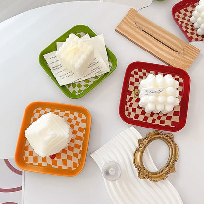 Checkered Decorative Plates - DIVINE DESIGN