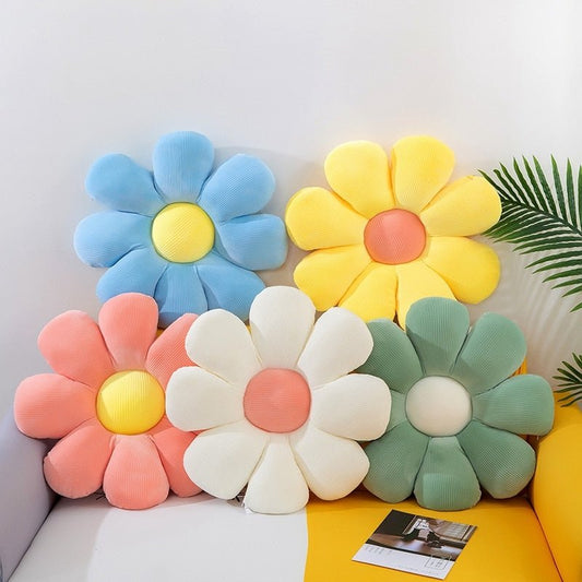 Daisy Shape Throw Pillows - DIVINE DESIGN