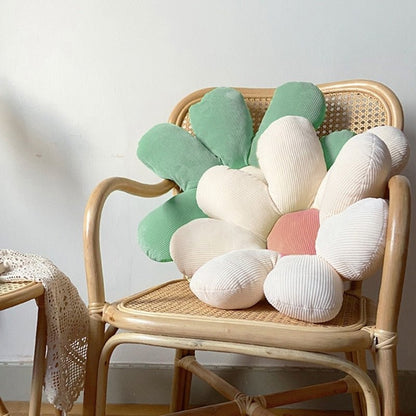 Daisy Shape Throw Pillows - DIVINE DESIGN