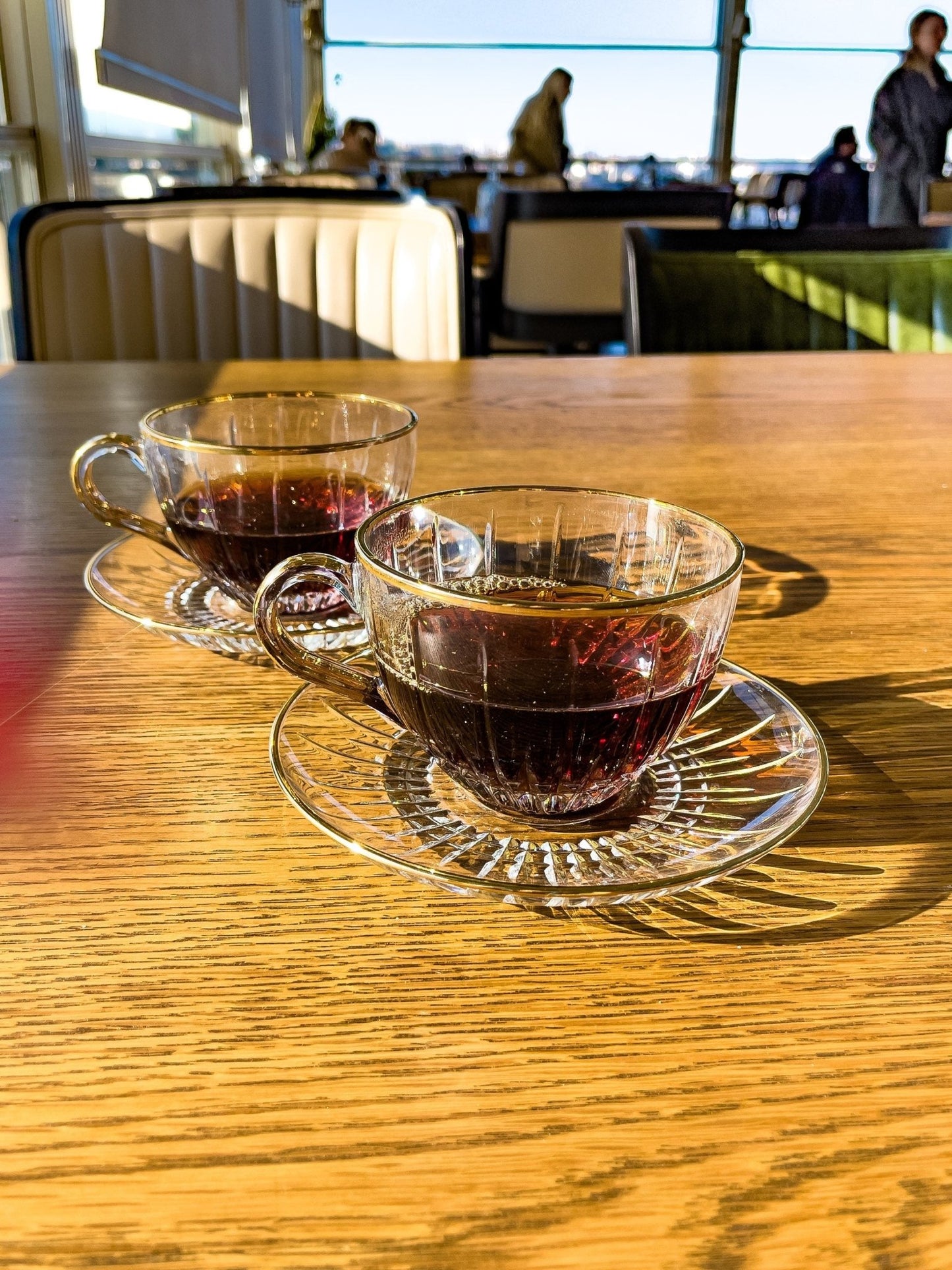 Diamond Vintage Crystal Gold Rimmed Tea Cups - DIVINE DESIGN
