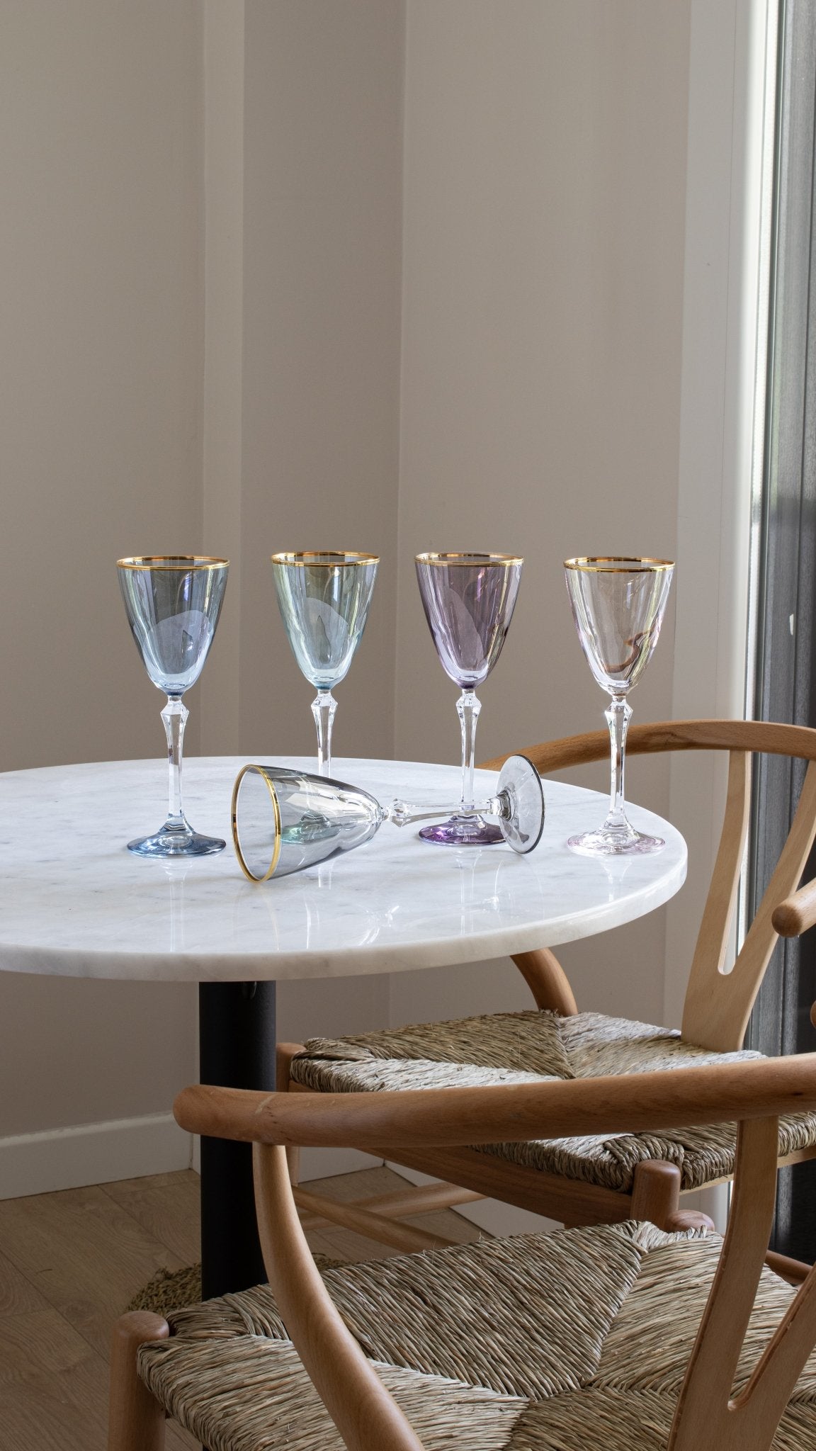 Diony Vintage Crystal Colored Champagne Flutes - DIVINE DESIGN