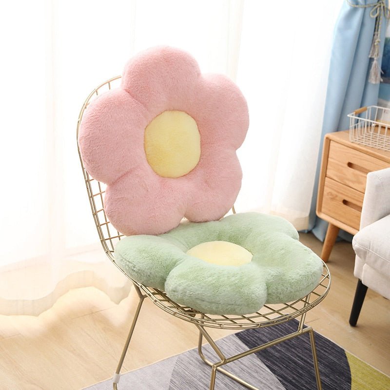 Flower Shaped Throw Pillows - DIVINE DESIGN