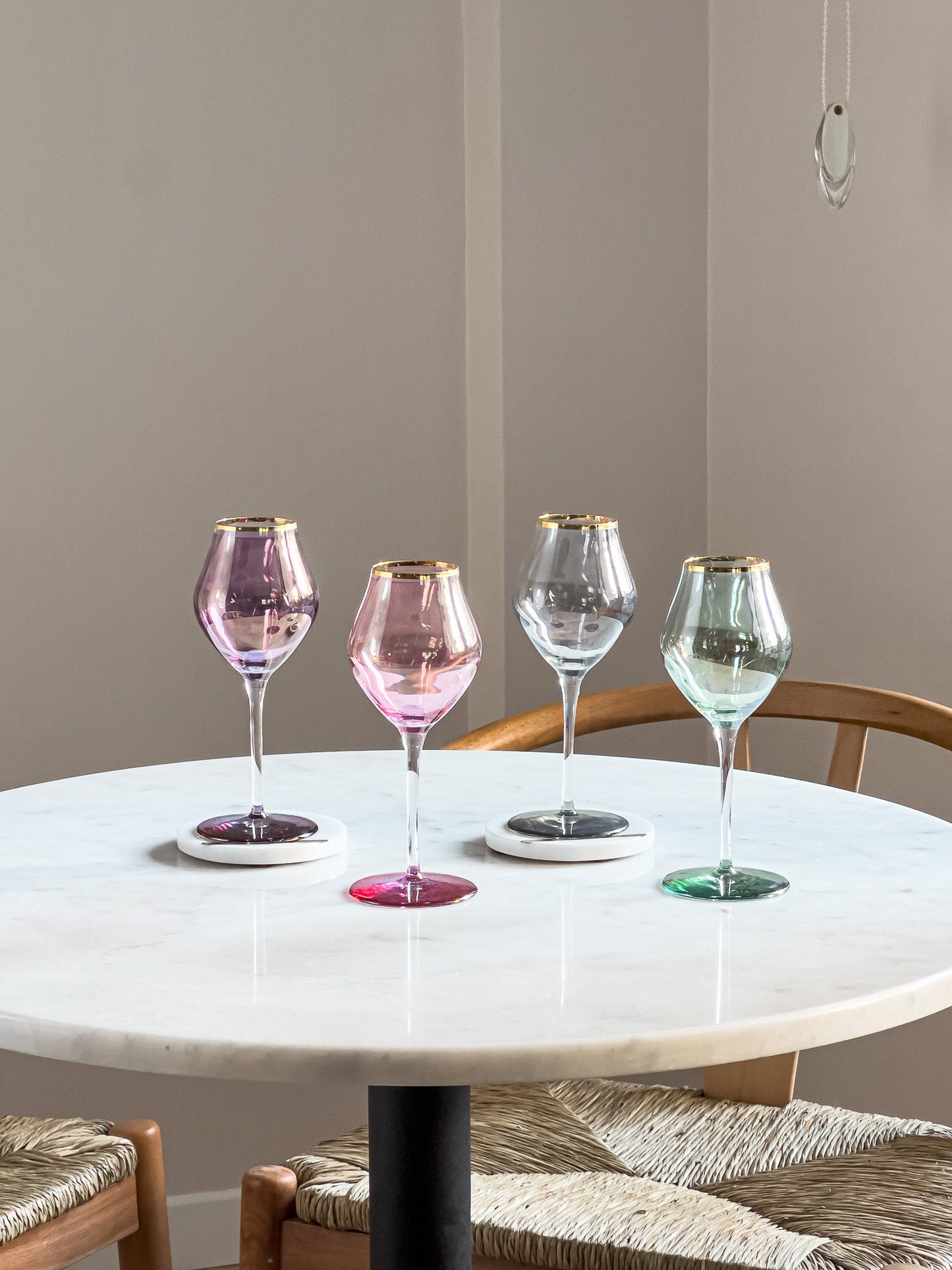 Lana Colored Gold Rim Wine Glass - DIVINE DESIGN