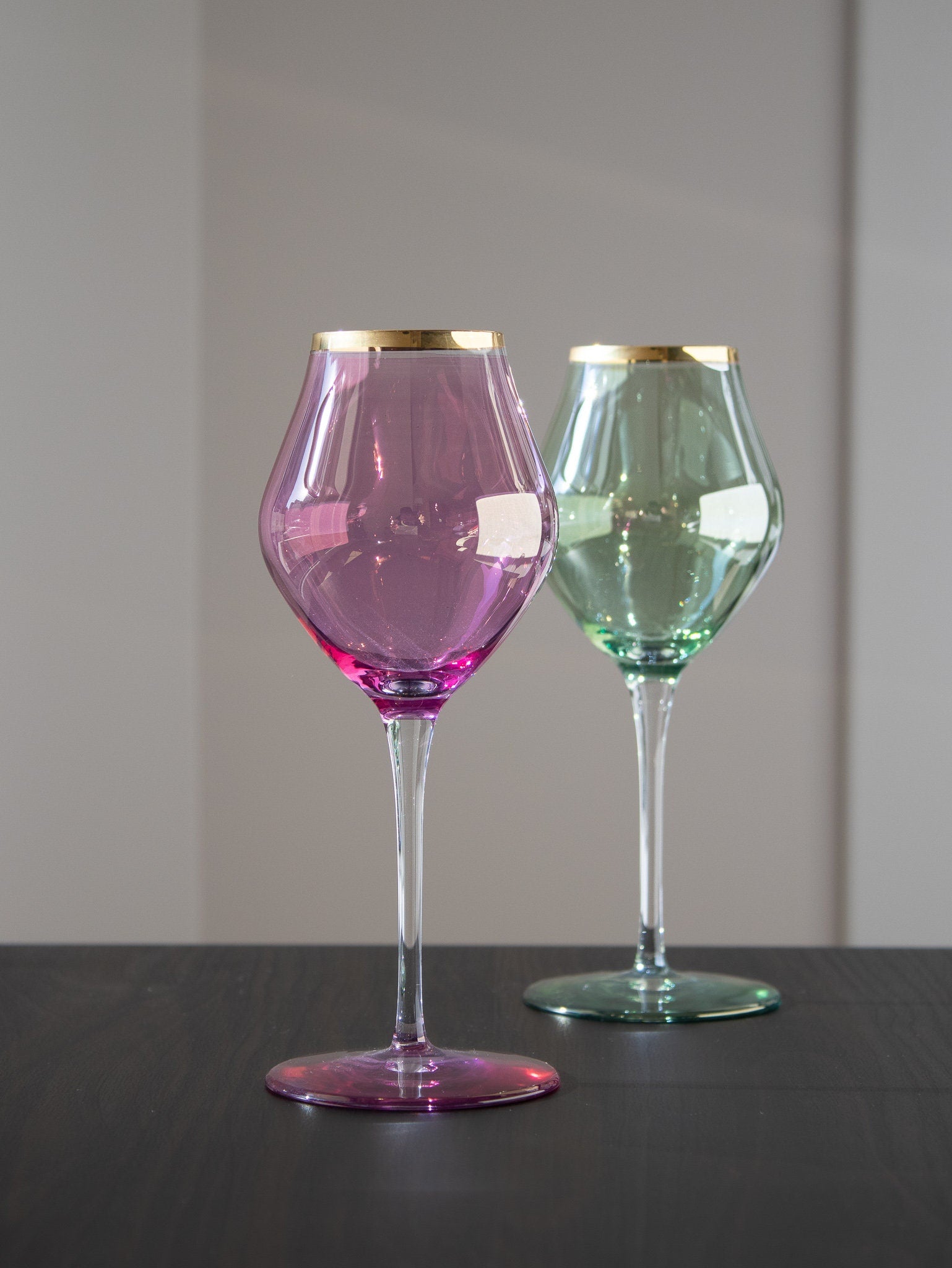 Lana Colored Gold Rim Wine Glass - DIVINE DESIGN