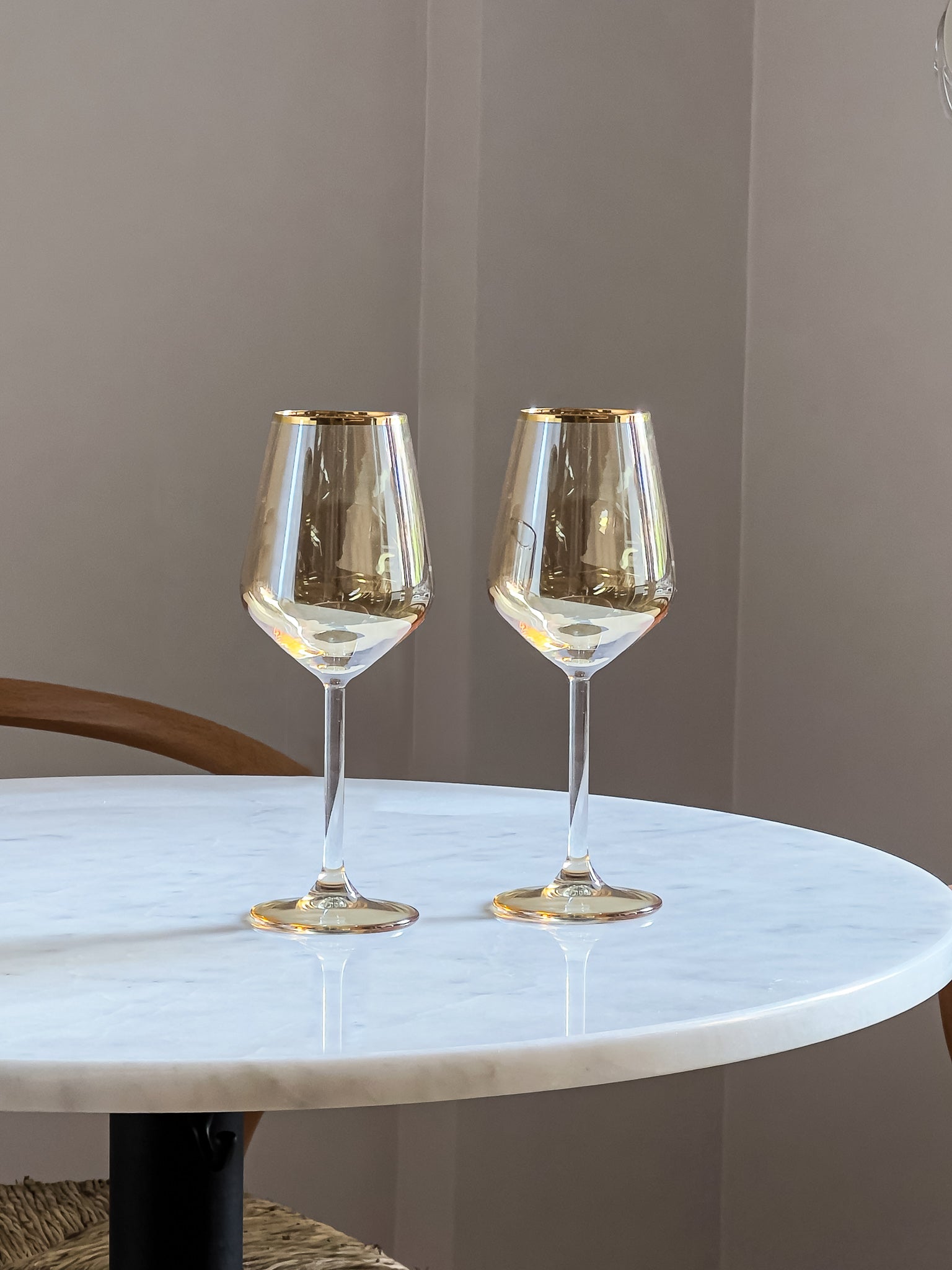 Miele Colored Gold Rim Wine Glass - DIVINE DESIGN