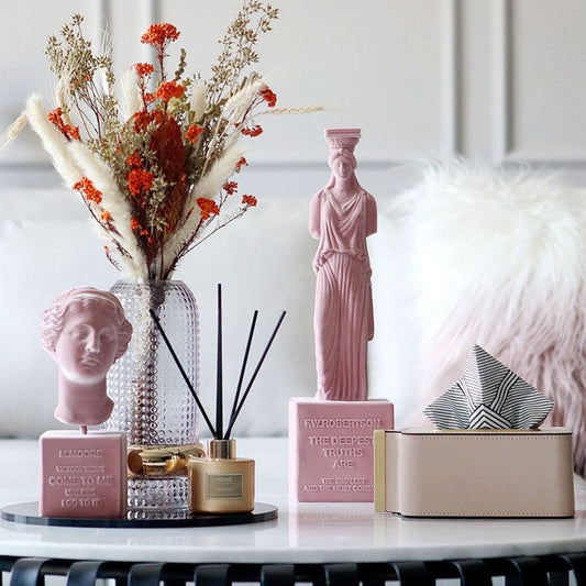 Pink Resin Decorative Sculpture Set - DIVINE DESIGN