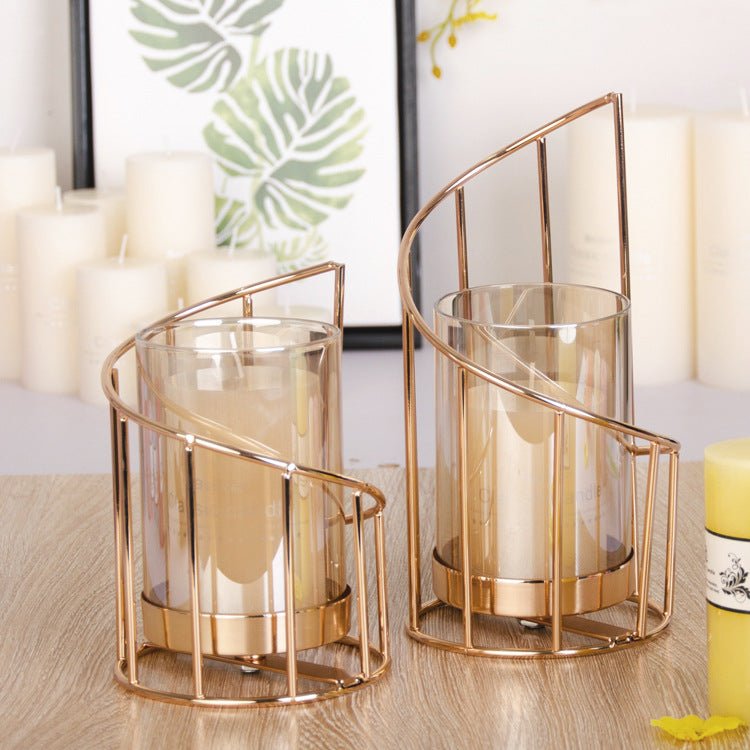 Priya Geometric Brass Lantern - DIVINE DESIGN