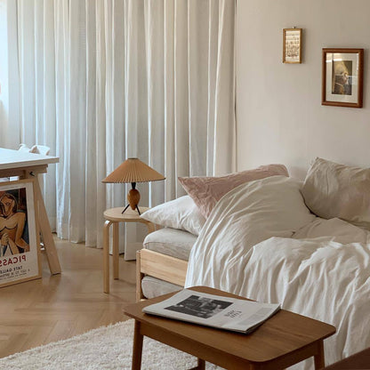 Rara Vintage Minimalist Table Lamp - DIVINE DESIGN