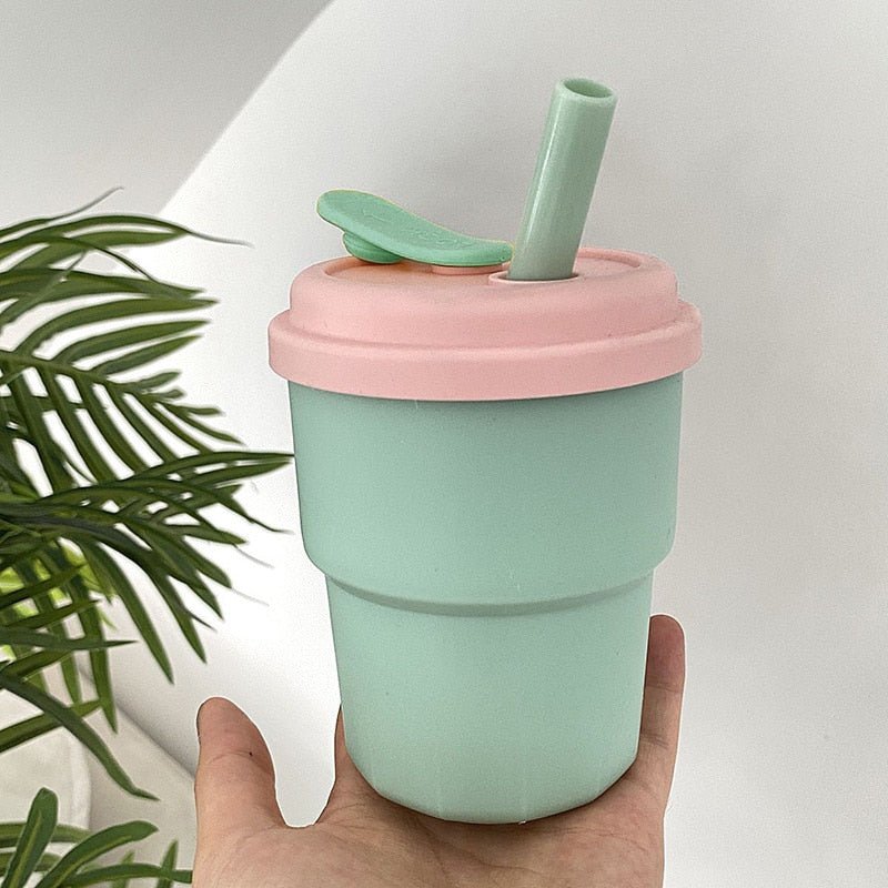 Silicone Straw Cup with Lid - DIVINE DESIGN