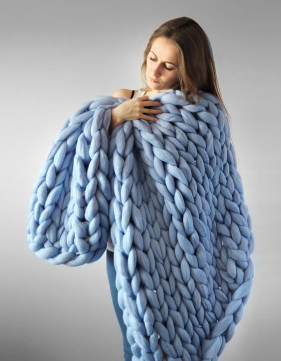 Tepi Thick Wool and Cashmere Throw Blanket - DIVINE DESIGN