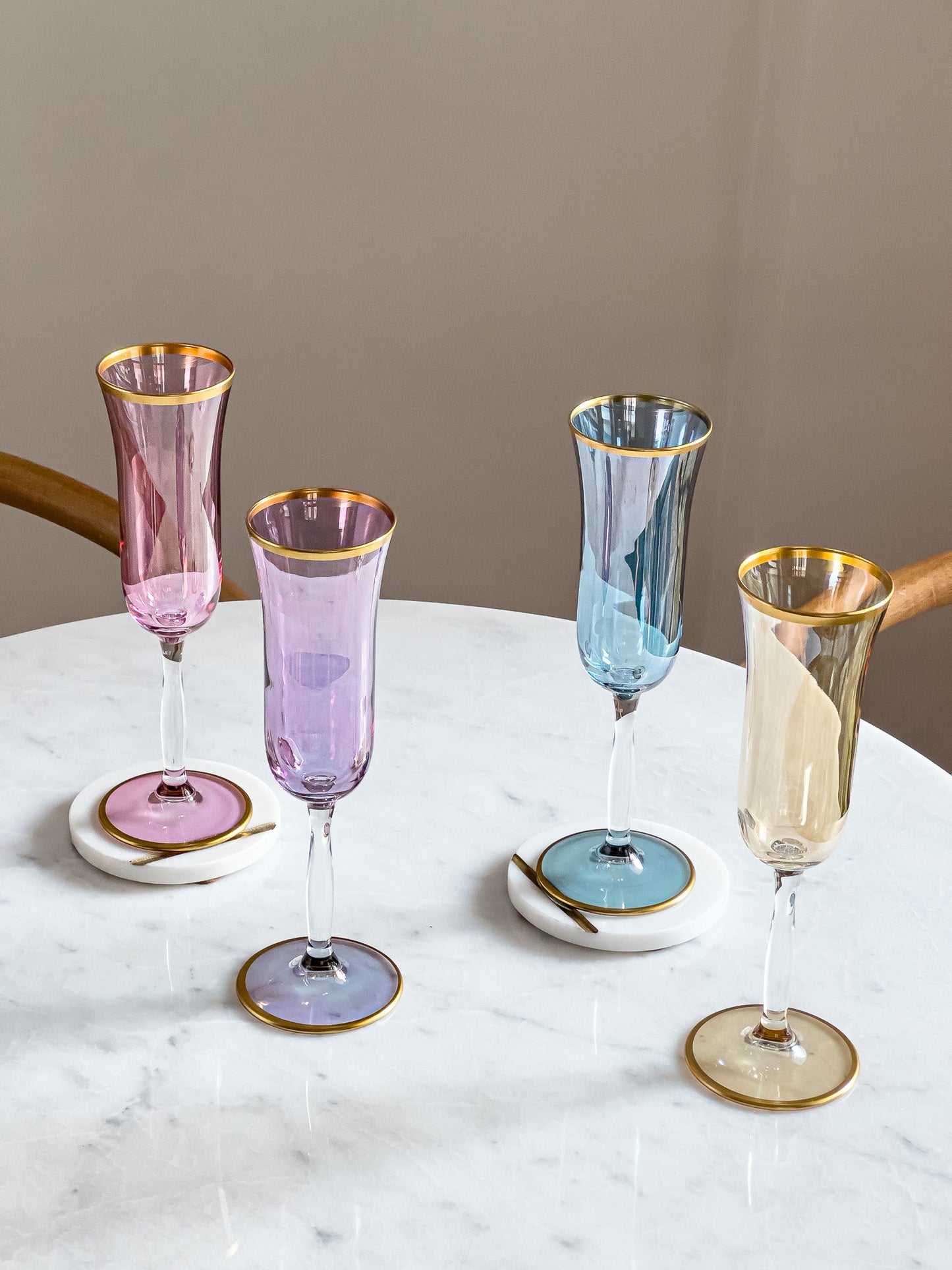 Tulip - Vintage Colored Champagne Flutes - DIVINE DESIGN