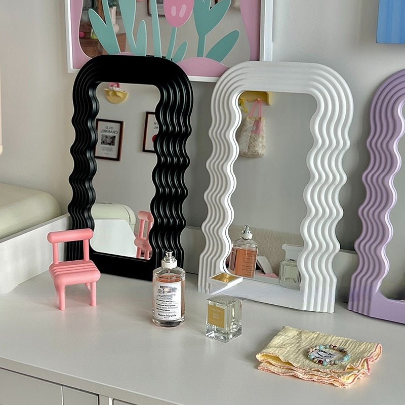 Wavy Irregular Decorative Vanity Mirror - DIVINE DESIGN