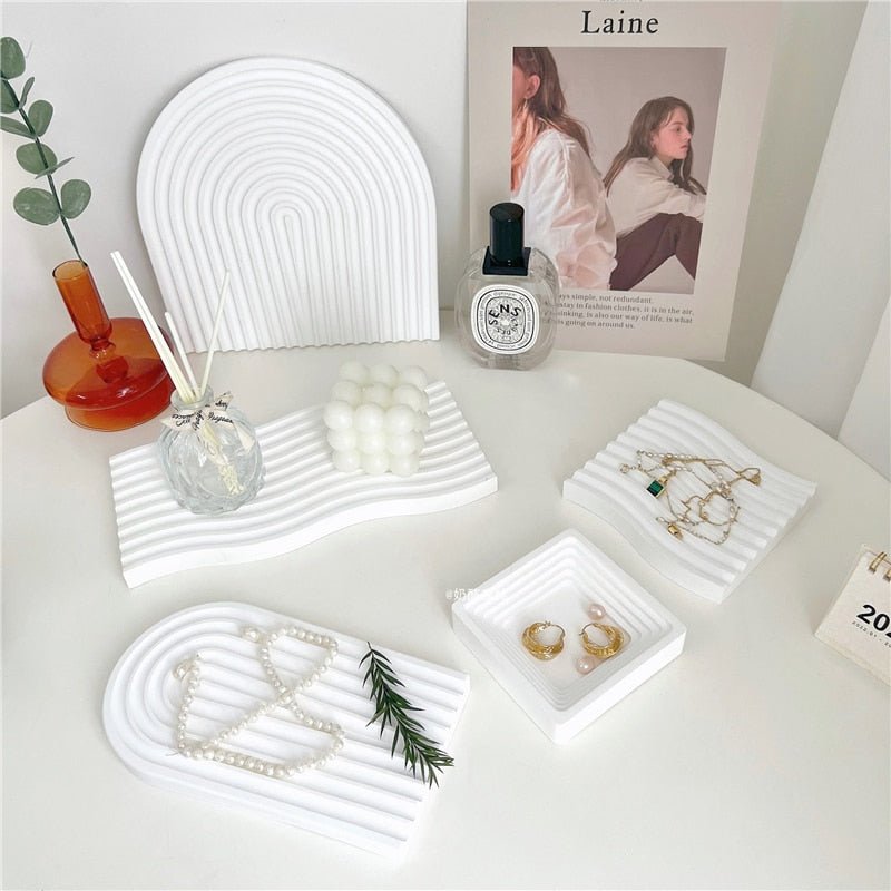 White Plaster Decorative Trays - DIVINE DESIGN