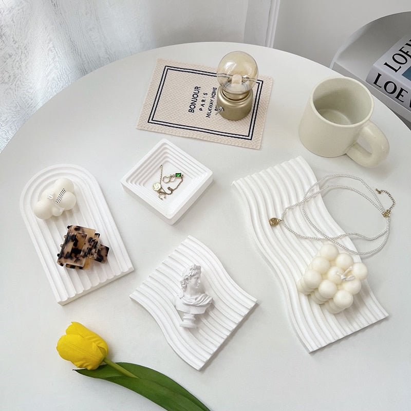 White Plaster Decorative Trays - DIVINE DESIGN